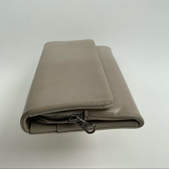 Status Anxiety Phone Wallet - Picture 3 of 10